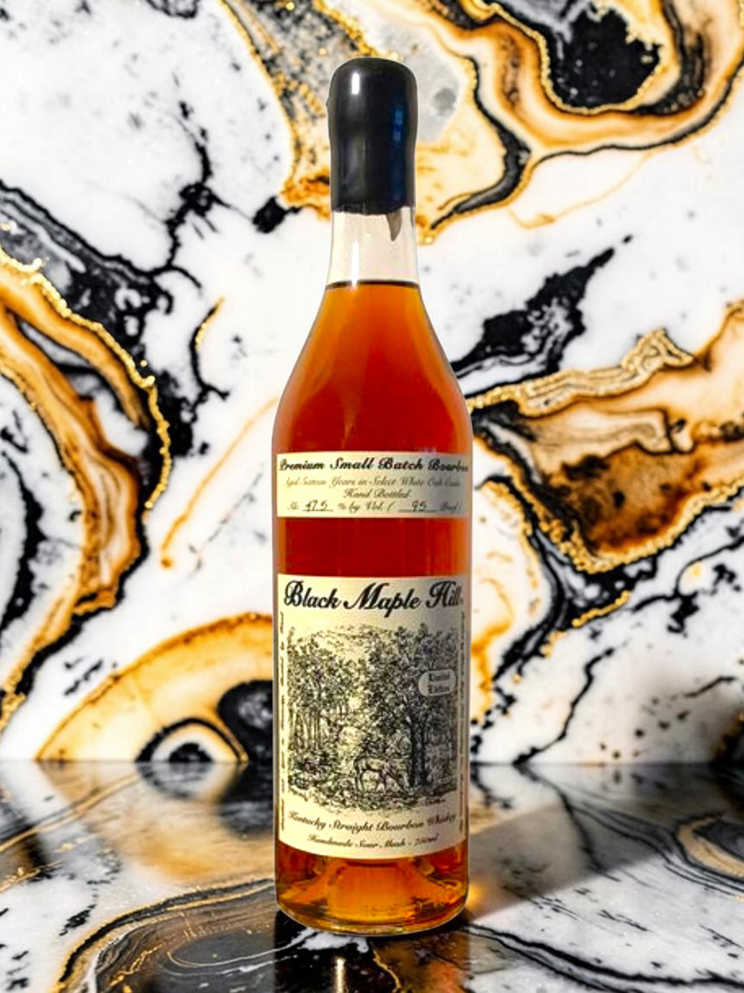 Black Maple Hill 16-Year-Old Premium Small Batch Kentucky Straight Bourbon Whiskey (Classic Era Legacy)